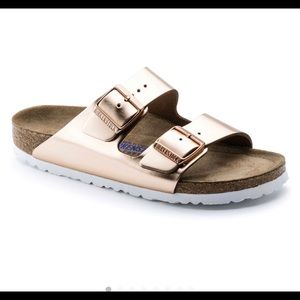 Gold Birkenstock’s